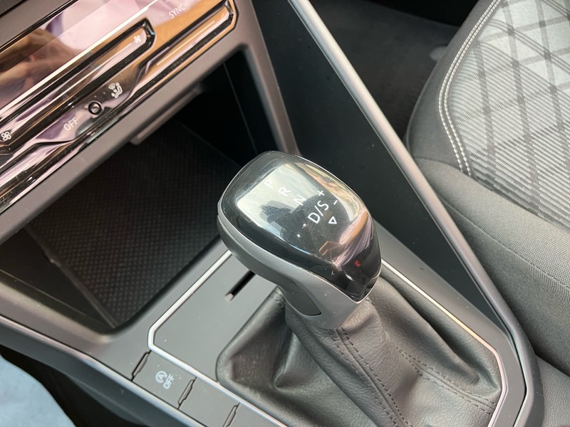 Volkswagen Taigo 1.0 tsi r-line 110cv dsg