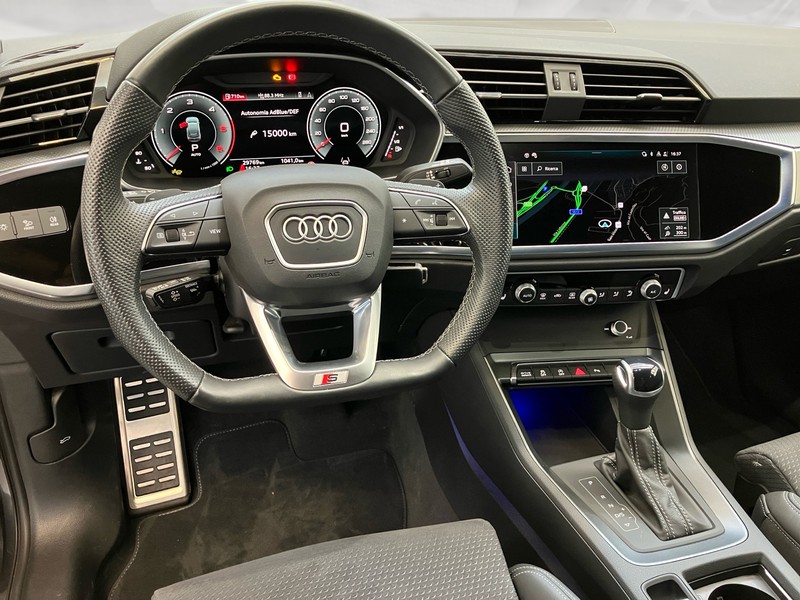 Audi Q3 sportback 40 2.0 tdi identity black quattro 193cv s-tronic