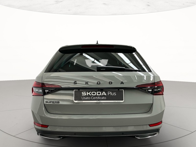 Skoda Superb wagon 2.0 tdi evo sportline 150cv dsg