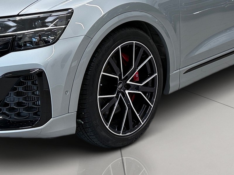 Audi SQ8 s4.0 tfsi quattro tiptronic