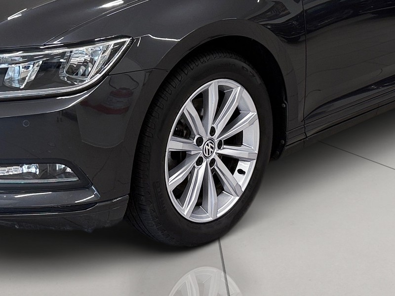 Volkswagen Passat variant 1.6 tdi business (businessline) 120cv dsg