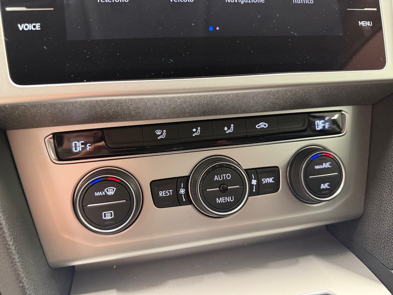 Volkswagen Passat variant 1.6 tdi business (businessline) 120cv dsg