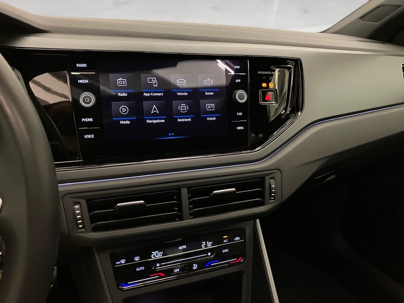 Volkswagen Taigo 1.0 tsi r-line 110cv