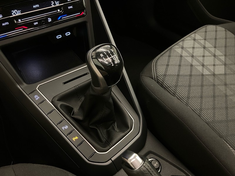 Volkswagen Taigo 1.0 tsi r-line 110cv