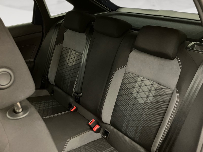 Volkswagen Taigo 1.0 tsi r-line 110cv