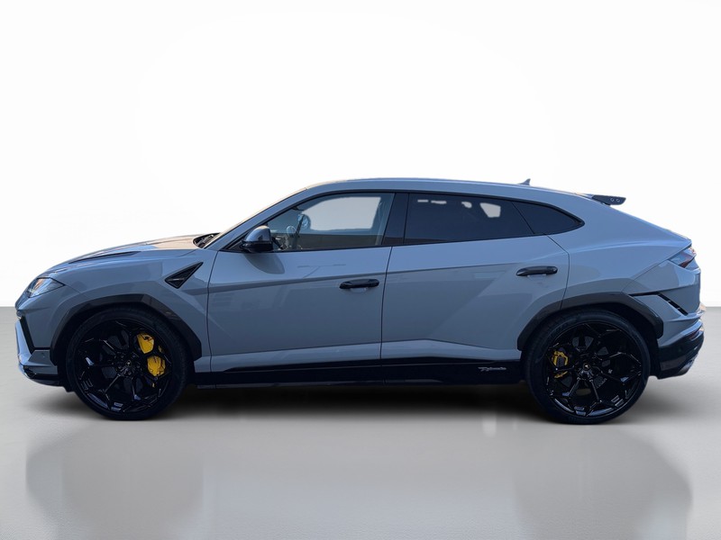 Lamborghini Urus 4.0 v8 auto