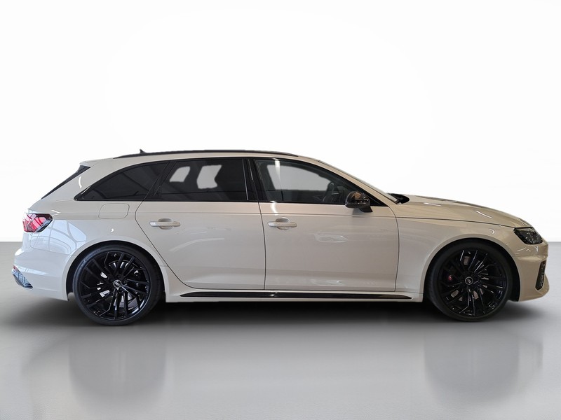 Audi RS4 avant 2.9 tfsi quattro 450cv tiptronic