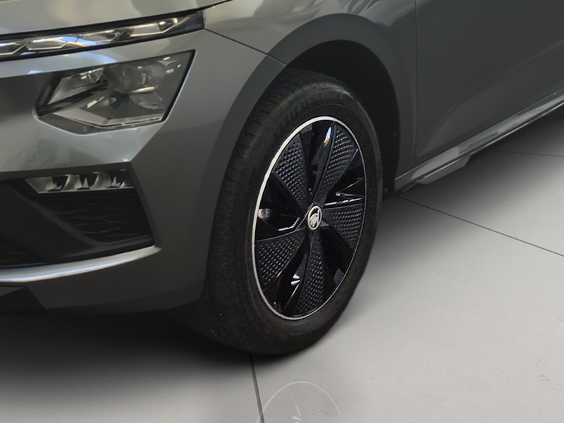 Skoda Kamiq 1.0 tsi monte carlo 110cv dsg