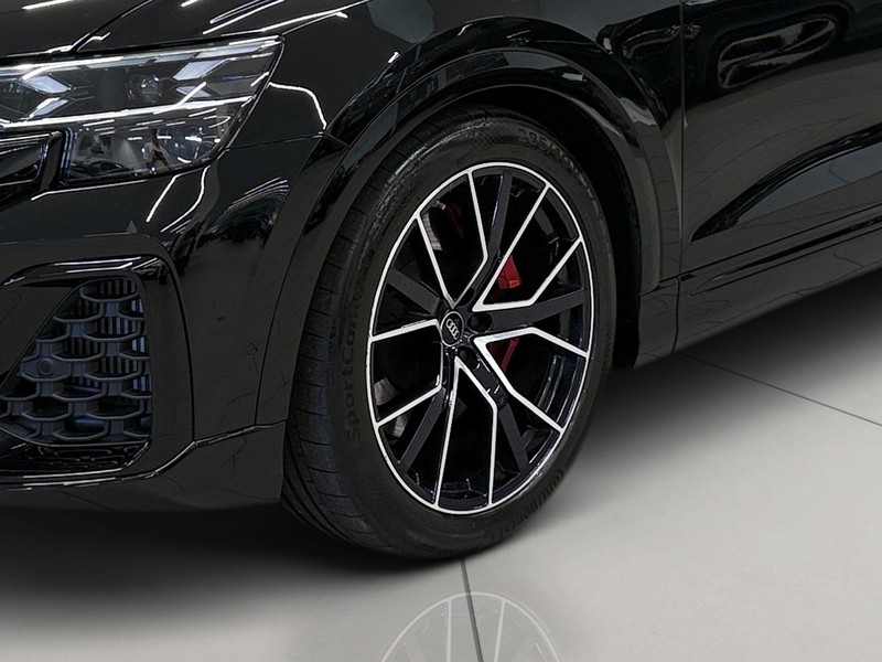 Audi SQ8 s4.0 tfsi sport attitude quattro tiptronic
