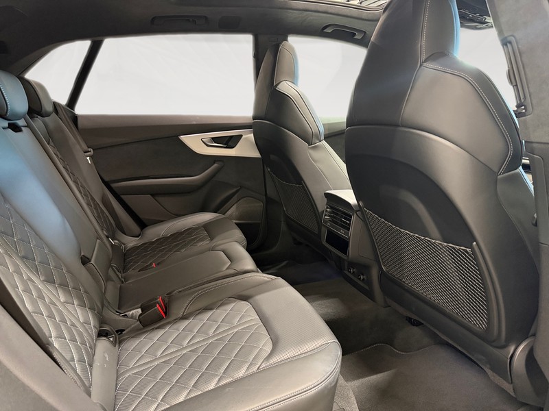 Audi SQ8 s4.0 tfsi sport attitude quattro tiptronic