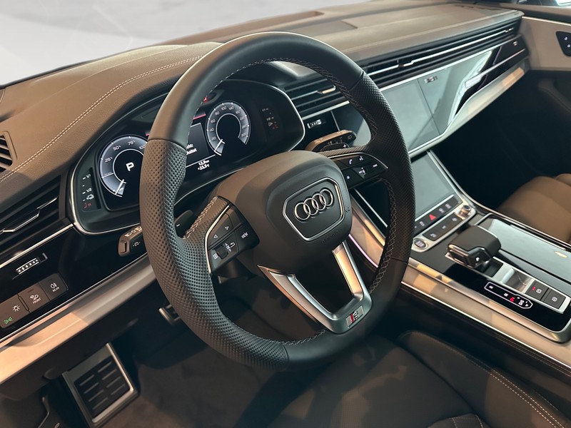 Audi Q8 3.0 tfsi e s line edition quattro 394cv tiptronic