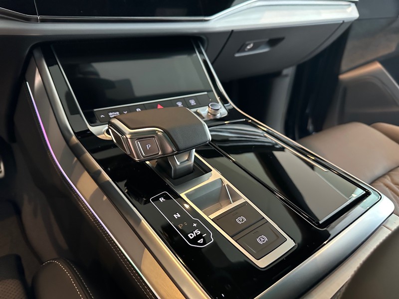 Audi Q8 3.0 tfsi e s line edition quattro 394cv tiptronic