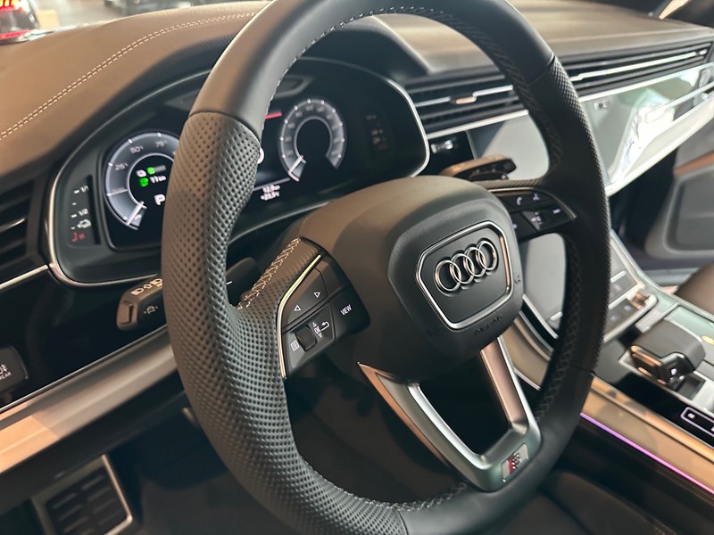 Audi Q8 3.0 tfsi e s line edition quattro 394cv tiptronic