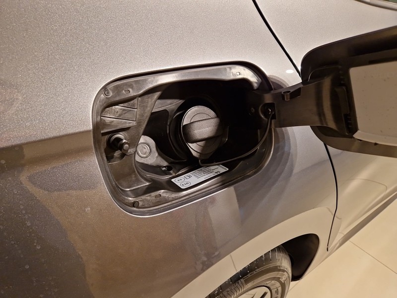 Skoda Fabia 1.0 tsi young edition 95cv