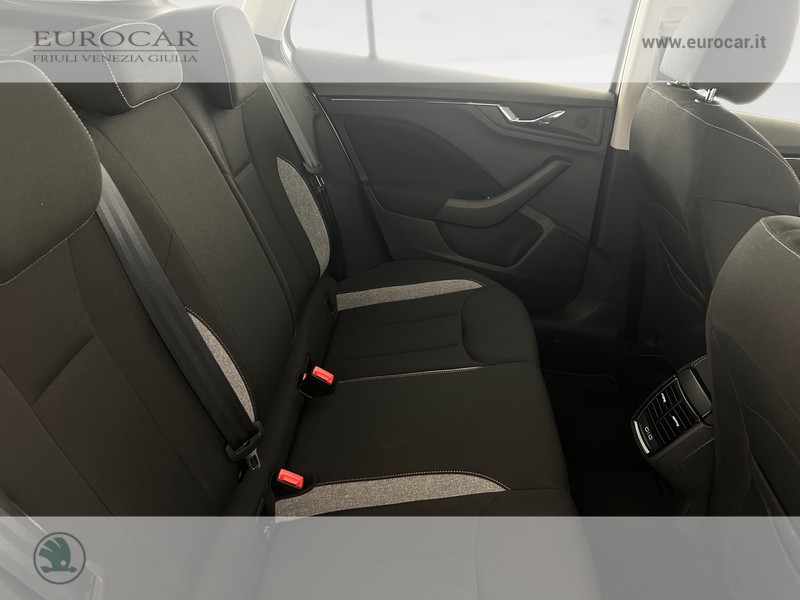 Skoda Kamiq 1.0 tsi selection 115cv