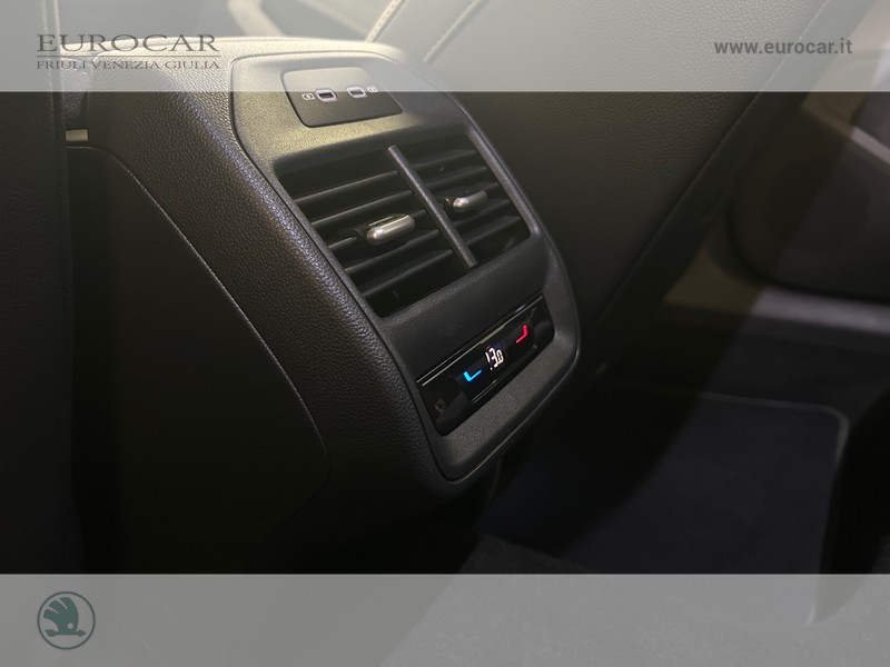 Skoda Superb wagon 2.0 tdi style 150cv dsg