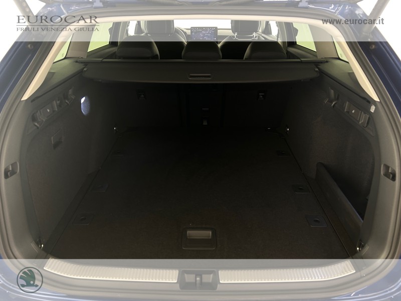 Skoda Superb wagon 2.0 tdi style 150cv dsg