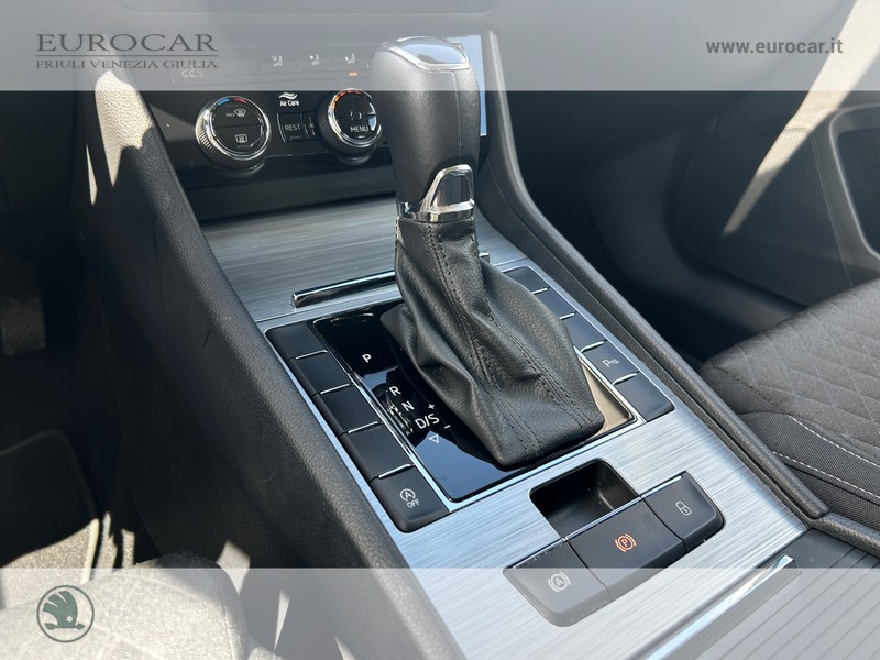 Skoda Superb wagon 2.0 tdi evo executive 150cv dsg
