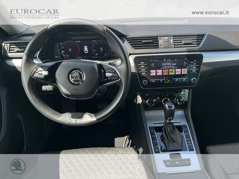Skoda Superb wagon 2.0 tdi evo executive 150cv dsg