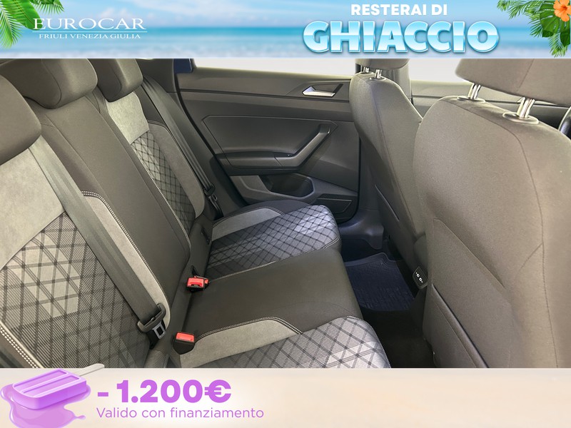 Volkswagen Taigo 1.0 tsi r-line 110cv
