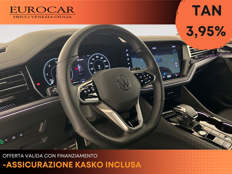 Volkswagen Touareg 3.0 v6 tdi scr r-line 231cv auto