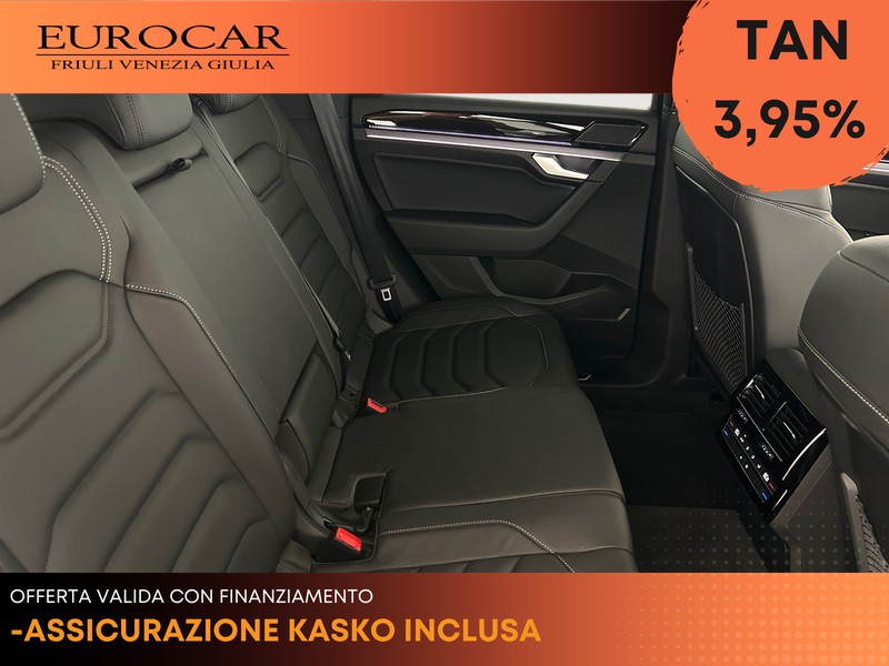 Volkswagen Touareg 3.0 v6 tdi scr r-line 231cv auto
