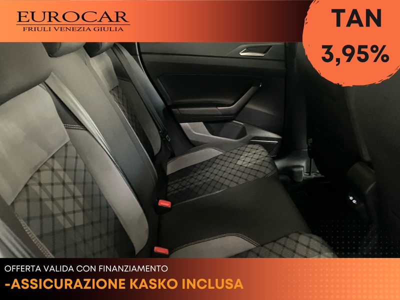 Volkswagen Taigo 1.0 tsi r-line 110cv