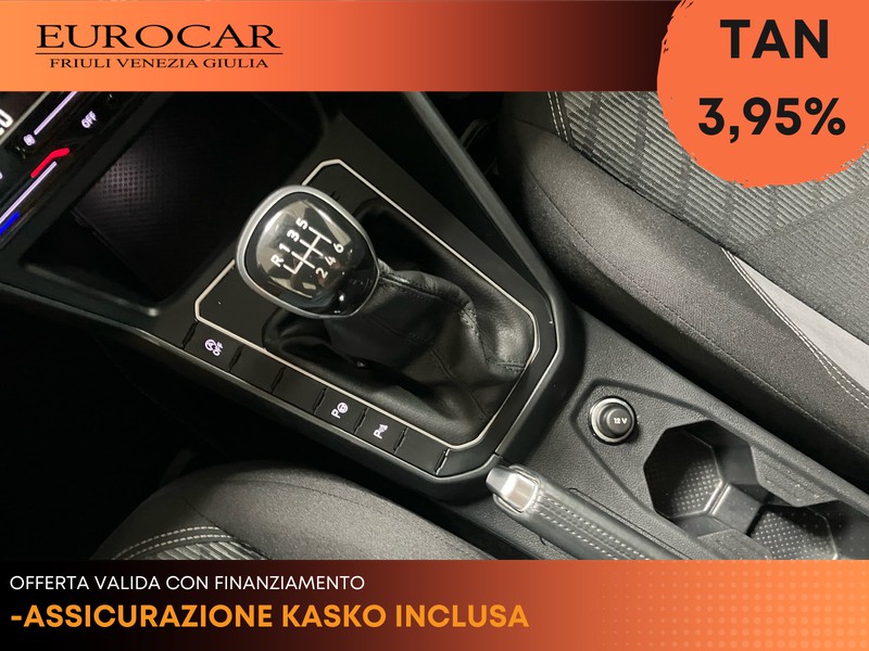 Volkswagen Taigo 1.0 tsi r-line 110cv