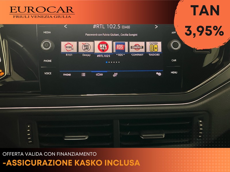 Volkswagen Taigo 1.0 tsi r-line 110cv