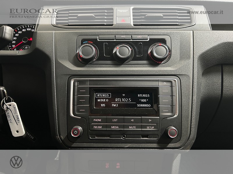 Volkswagen VIC Caddy Maxi FUBase  75 CRDM5