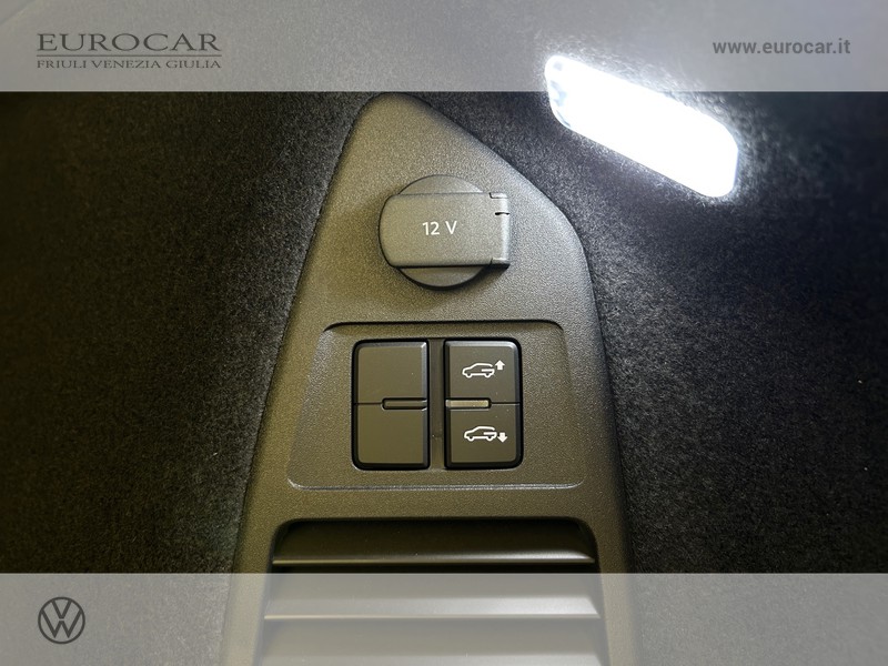 Volkswagen Touareg 3.0 v6 tdi scr r-line 231cv auto