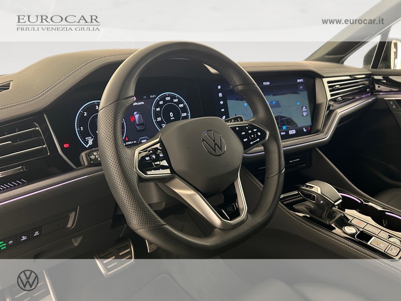 Volkswagen Touareg 3.0 v6 tdi scr r-line 231cv auto
