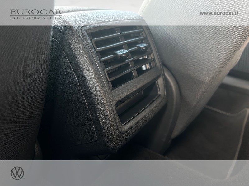 Volkswagen Golf variant 2.0 tdi life 150cv dsg
