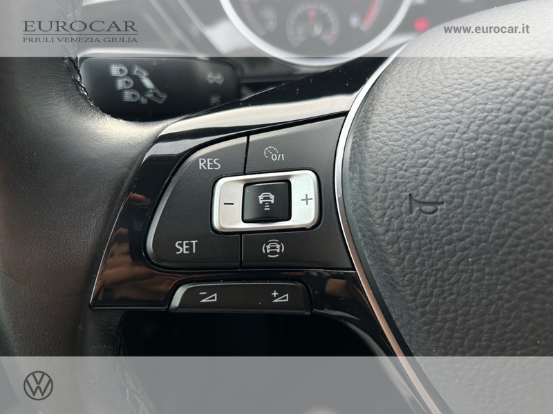 Volkswagen Touran 1.5 tsi business 150cv dsg