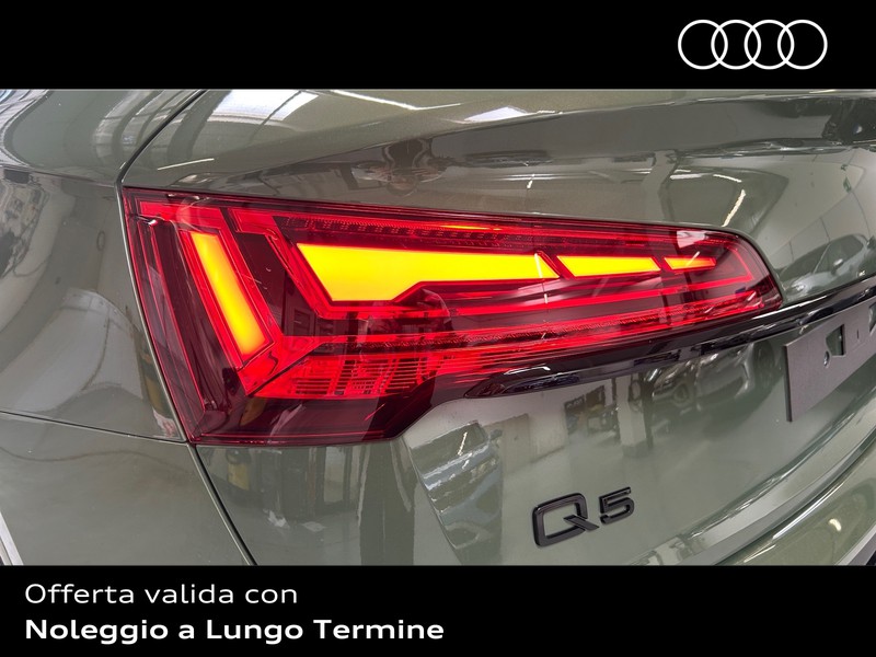Audi Q5 sportback 40 2.0 tdi mhev 12v identity black quattro s-tronic