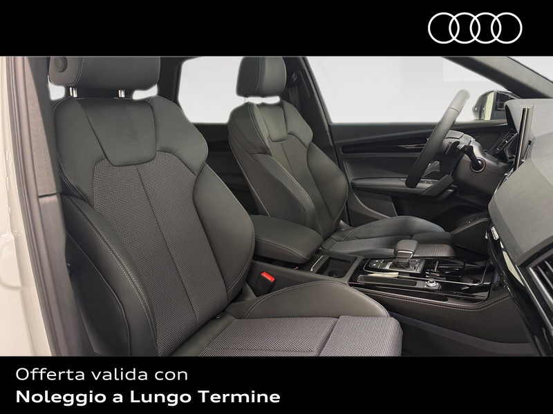 Audi Q5 40 2.0 tdi mhev 12v identity black quattro s-tronic