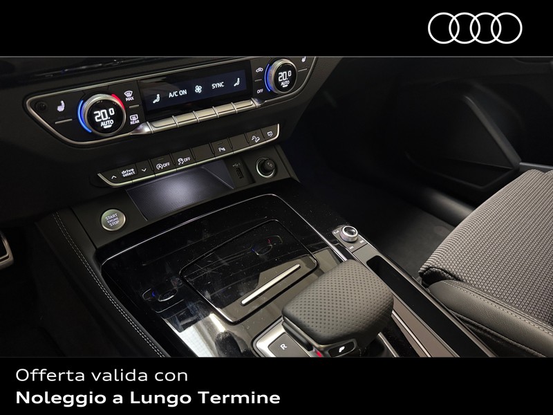 Audi Q5 40 2.0 tdi mhev 12v identity black quattro s-tronic