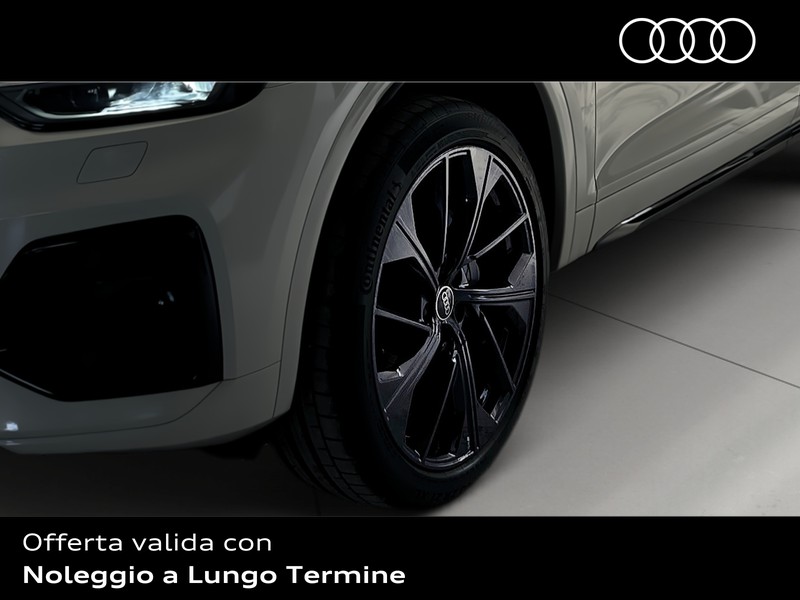 Audi Q5 sportback 40 2.0 tdi mhev 12v identity black quattro s-tronic