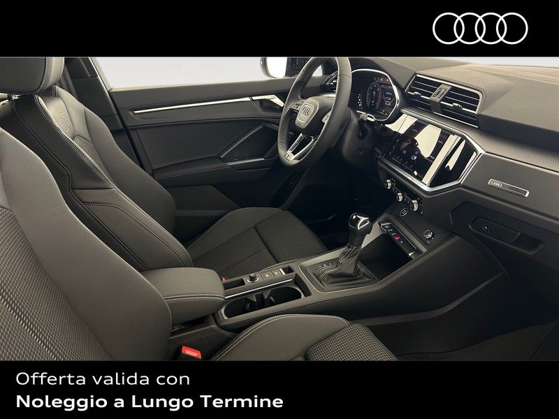 Audi Q3 sportback 35 2.0 tdi identity black s-tronic