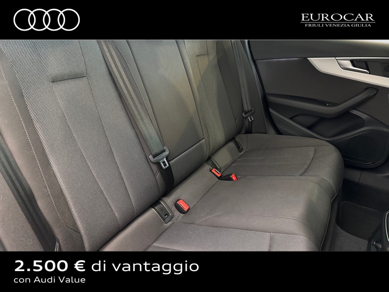 Audi A4 allroad allroad 40 2.0 tdi mhev identity contrast quattro 204cv s-tronic