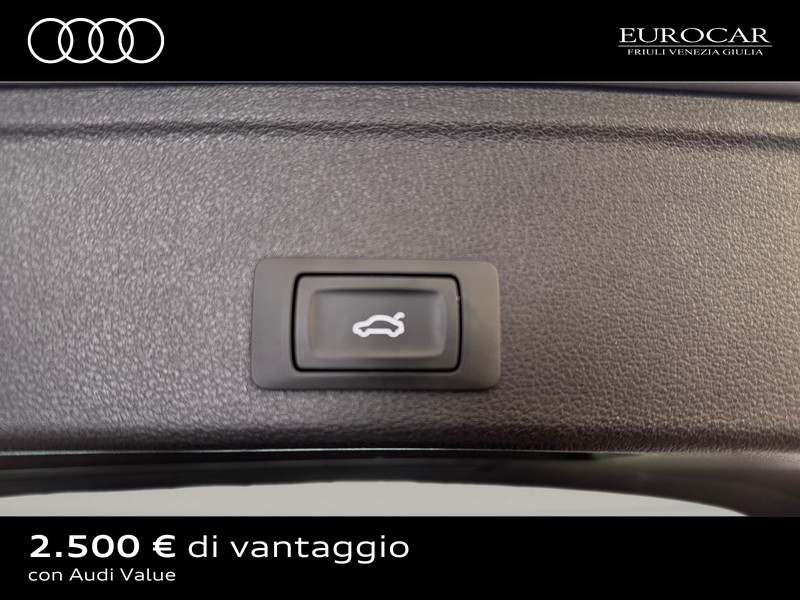 Audi A4 allroad allroad 40 2.0 tdi mhev identity contrast quattro 204cv s-tronic