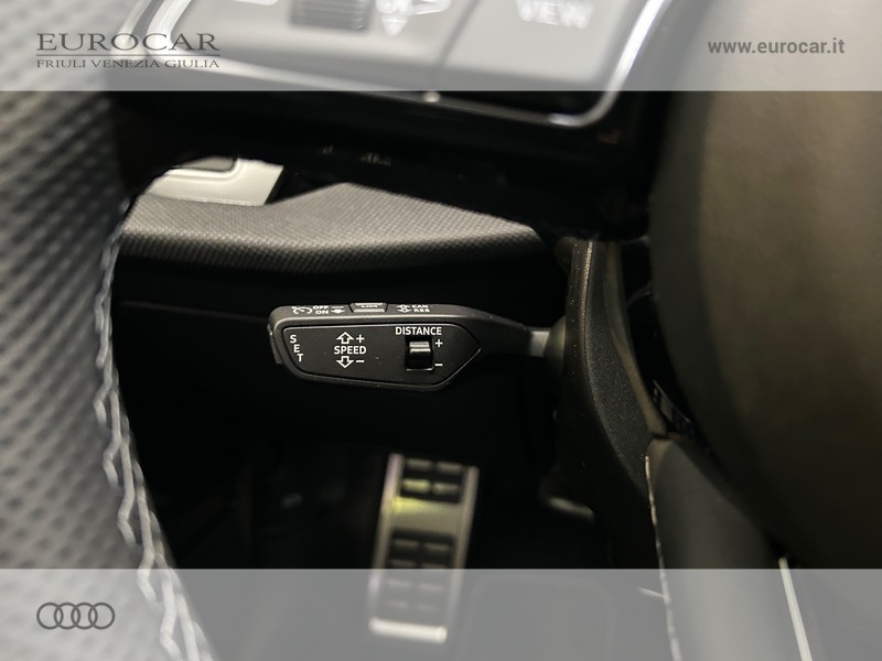 Audi A3 allstreet 35 2.0 tdi identity contrast s-tronic