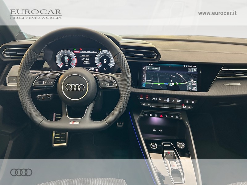 Audi A3 allstreet 35 2.0 tdi identity contrast s-tronic