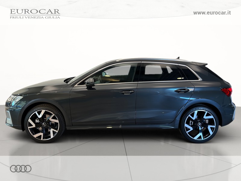 Audi A3 allstreet 35 2.0 tdi identity contrast s-tronic
