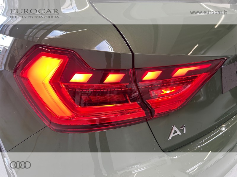 Audi A1 sportback 30 1.0 tfsi business 116cv s-tronic