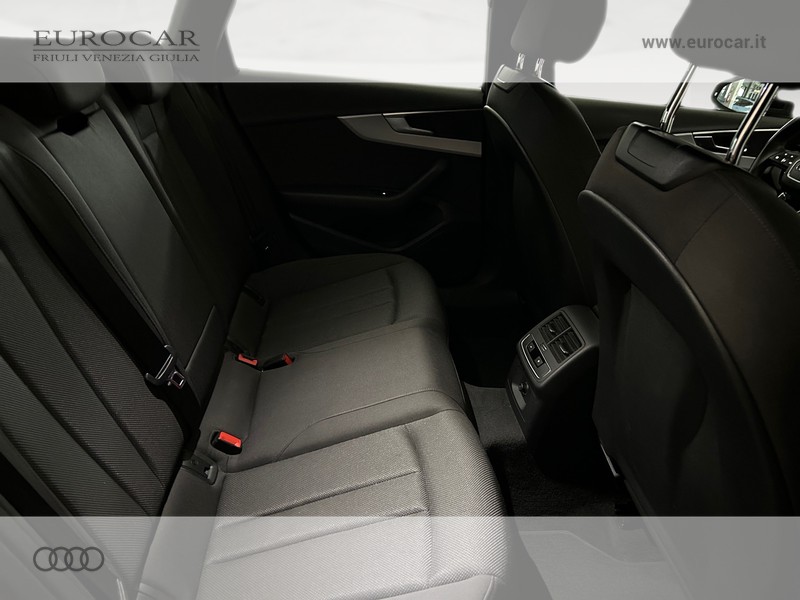Audi A4 avant 35 2.0 tfsi mhev business advanced 150cv s-tronic