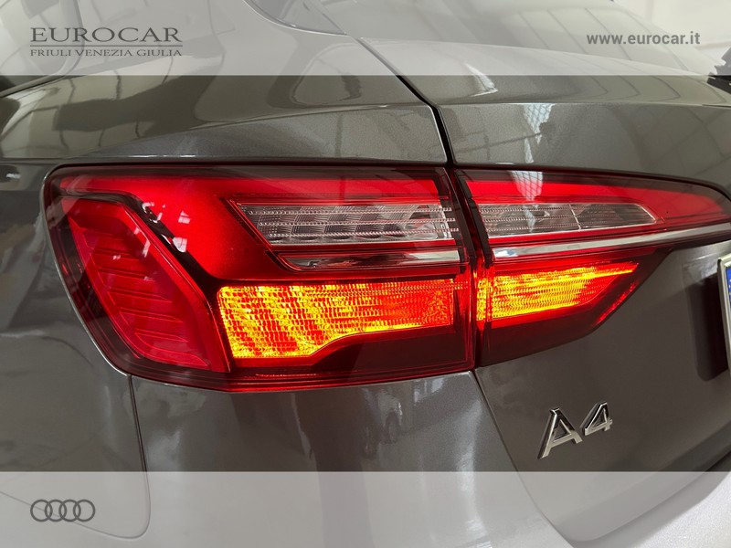 Audi A4 avant 35 2.0 tfsi mhev business advanced 150cv s-tronic