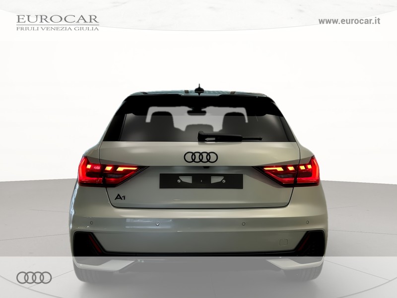 Audi A1 sportback 30 1.0 tfsi identity black 116cv s-tronic