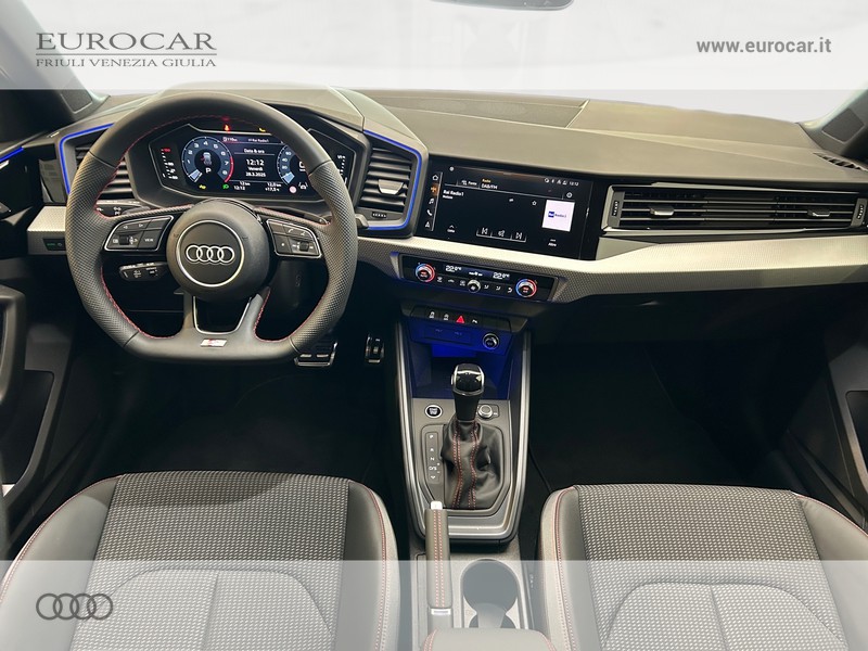 Audi A1 sportback 30 1.0 tfsi identity black 116cv s-tronic
