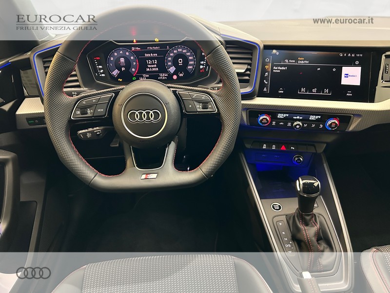Audi A1 sportback 30 1.0 tfsi identity black 116cv s-tronic